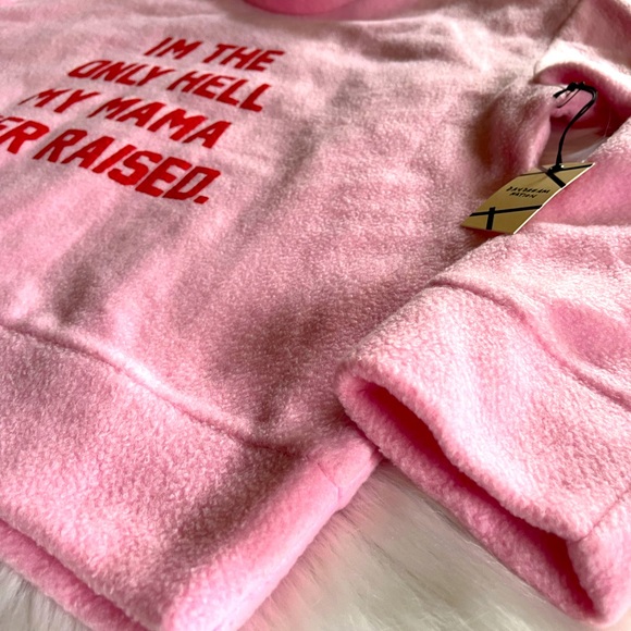 Daydream Nation Fleece Sleep Shirt, "I'm The Only Hell My Mama Ever Raised." - Picture 5 of 8